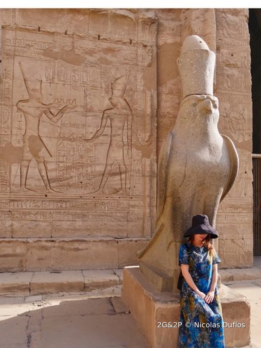 BETWEEN TWO WORLDS — Le Caire - Assouan - Louxor 🇪🇬 EGYPTE