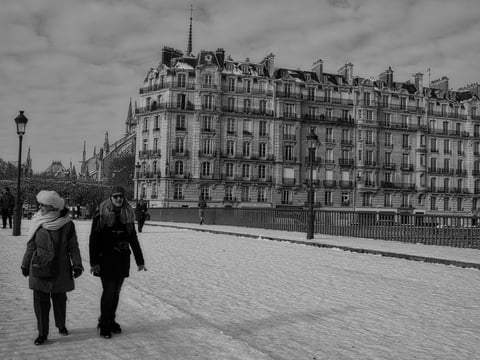 WINTER IN PARIS