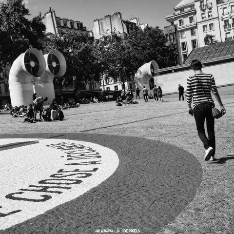 PARIS PAS PRIS